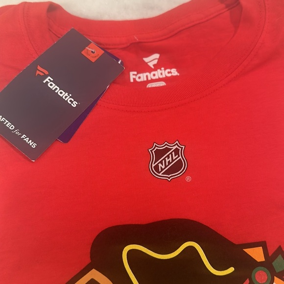 Blackhawk Bedard (#98) TShirt - New - Picture 5 of 7